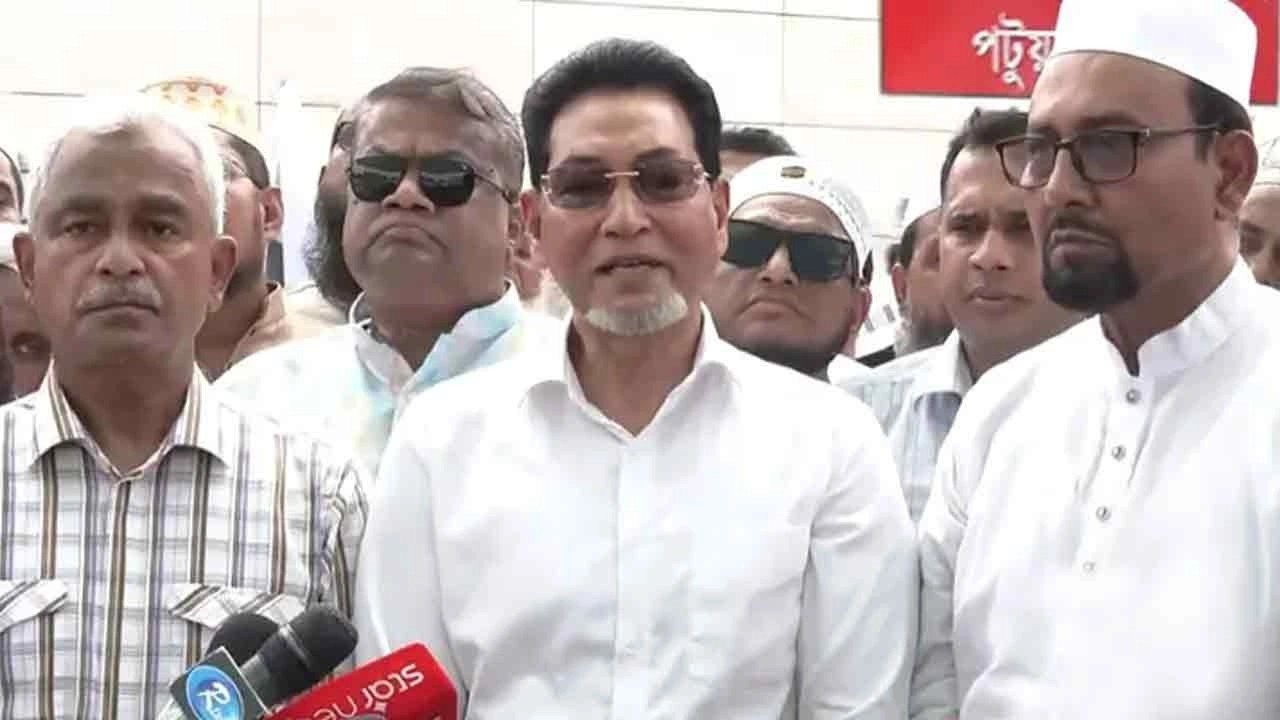 ধর্মের লেবাস ধরে দেশকে অস্থিতিশীল করার চেষ্টা চলছে: চিফ হুইপ